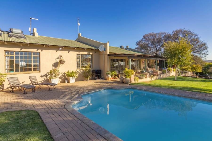 4 Bedroom Property for Sale in Kroonstad Rural Free State